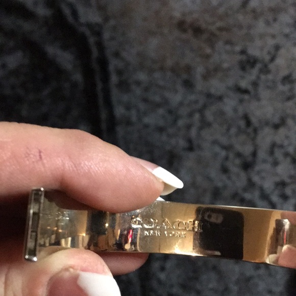 ‼️FINAL PRICE‼️
NWOT R&HTF Coach Bangle Bracelet (sorry no offers or discounts) - Picture 4 of 5